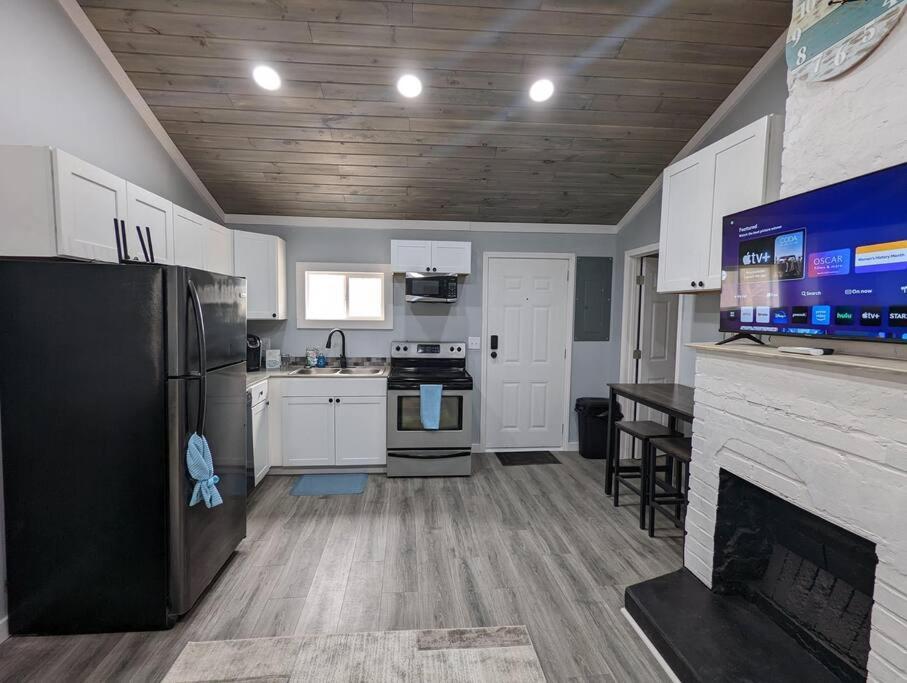 Summerlee Suite - Beautiful Remodeled Farmhouse Oak Hill Ngoại thất bức ảnh