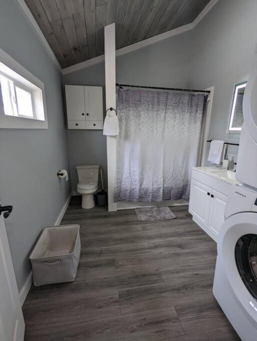 Summerlee Suite - Beautiful Remodeled Farmhouse Oak Hill Ngoại thất bức ảnh